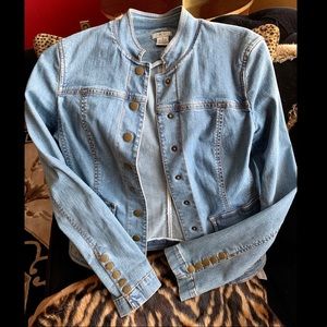 Authentic Cache Light-wash Denim Jacket